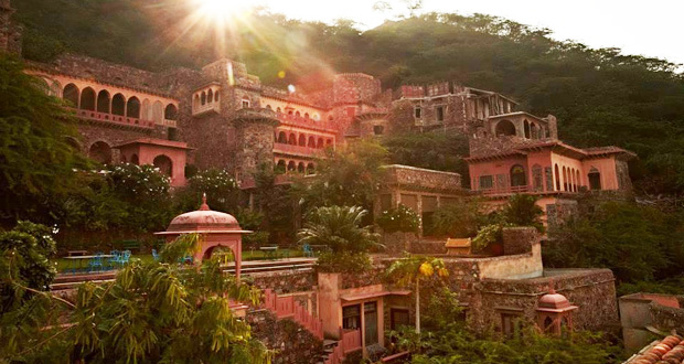 Luxury Escapes - Neemrana Fort-Palace!